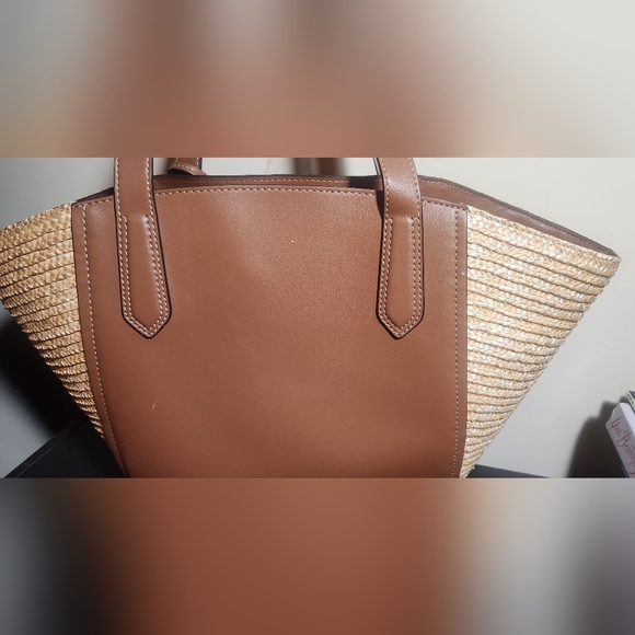 Michael Kors Portia Large Carryall Tote Grab Bucket Bag - Picture 3 of 7